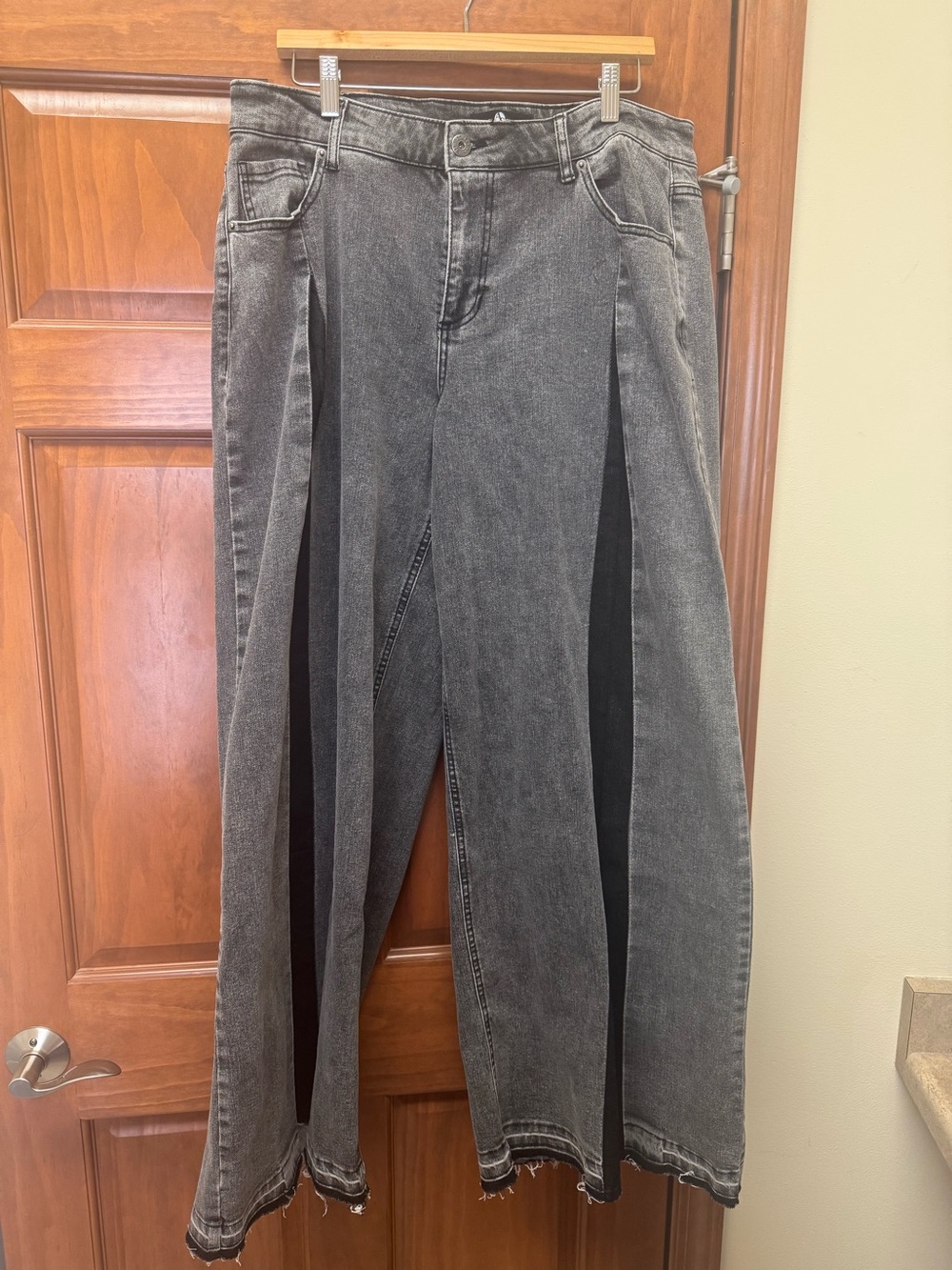 Ashley Stewart Grey Wide-Leg Jeans w/ Black Pannel